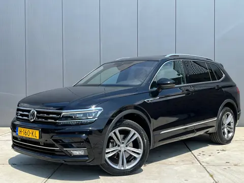 Volkswagen Tiguan Allspace 1.5 TSI Highline Business R AUT / Panoramadak / Trekhaak