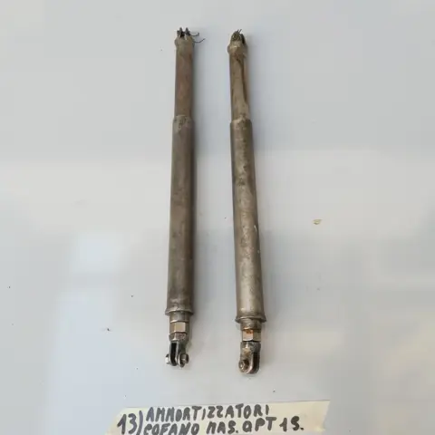 Bonnet stay compass Maserati Quattroporte s1