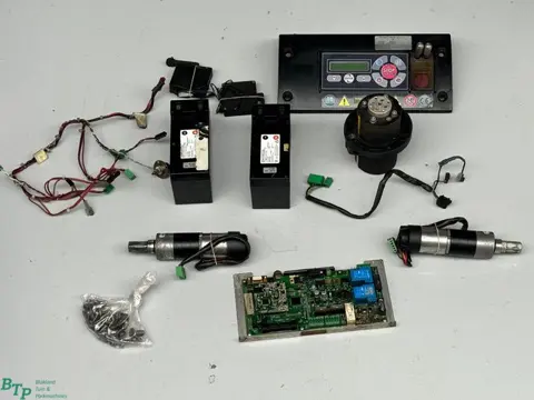 Ambrogio Stiga Gebruikte robotmaaier onderdelen moederbord wielmotor mesmotor enz.