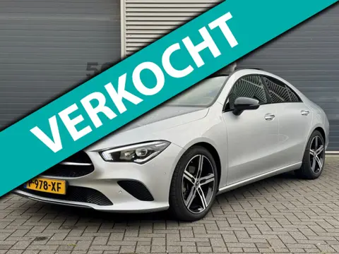 Mercedes-Benz CLA-klasse 180 Luxury Line Pano/Sfeer/Navi/Camera