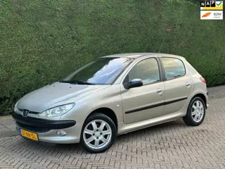Peugeot 206 1.4-16V /LEER/AIRCO/APKNIEUW/RIJDTGOED/
