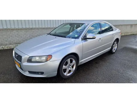 Volvo S80 2.4 D5 Momentum
