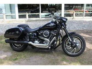 Harley-Davidson Sport Glide  flsb