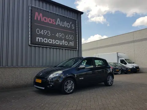 Renault Clio 1.6 20th Anniversary automaat luxe uitvoering 1 eigenaar !!!