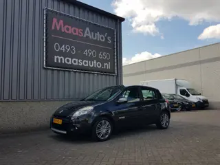 Renault Clio 1.6 20th Anniversary automaat luxe uitvoering 1 eigenaar !!!