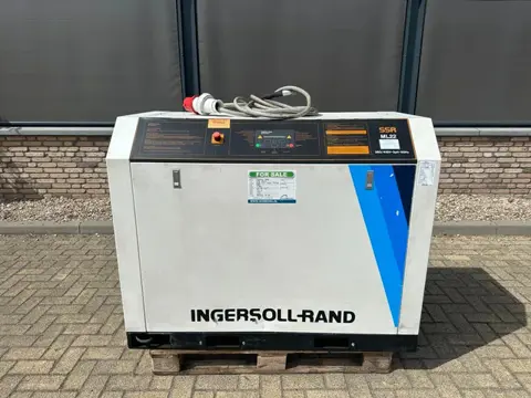 Ingersoll Rand SSR ML22 Elektrische Schroefcompressor 25 kW 3480 L / min 7.5 Bar