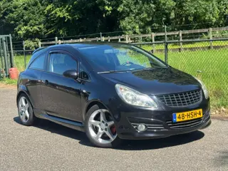 Opel Corsa 1.6-16V GSI /motor tikt/