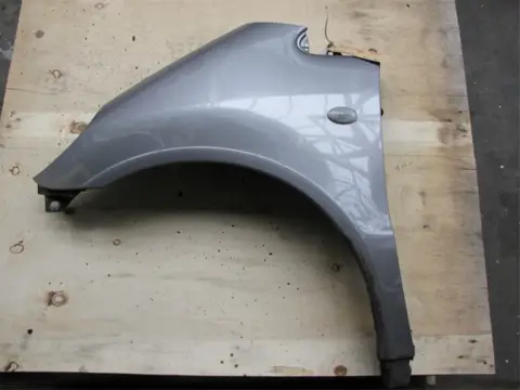 Mercedes-Benz A-Klasse Voorscherm links voor los op voorraad