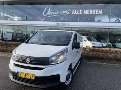 Fiat Talento 1.6 MJ EcoJet L2H1 Airco - achteruitrij camera - navigatie - Parkeersensoren Achter - T