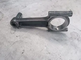 Connecting rods Ferrari 308