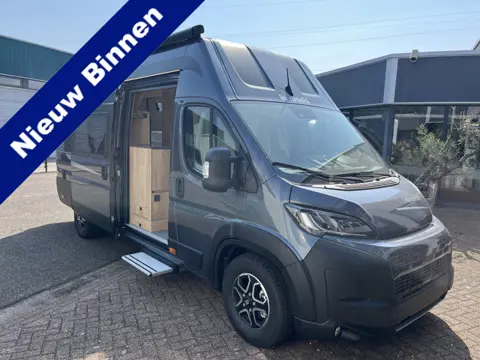 La Strada AVANTI EB 180pk Automaat ACC LED koplampen Alle opties