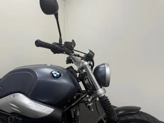 BMW R nine T Scrambler Customized,Akrapovic uitlaatsysteem