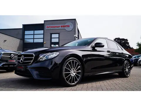 Mercedes-Benz E-klasse 200 Ambition | Pano | Parkpilot | Sfeerverlichting