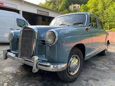 Mercedes-Benz ponton geheel gerestaureerd 180 (bj 1959)
