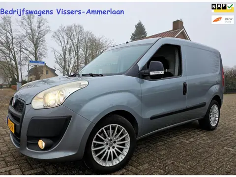Fiat Doblò Cargo 1.4i SX met Airco, Trekhaak, Zijdeur. LMV !