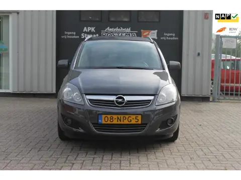 Opel Zafira 1.8 111 years Edition