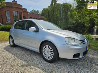 Volkswagen Golf 1.6 FSI Sportline 5-deurs AIRCO/cruise