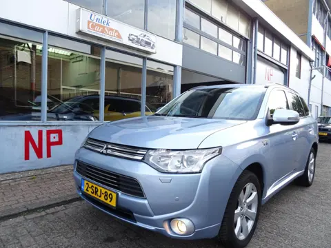 Mitsubishi Outlander 2.0 PHEV Instyle+