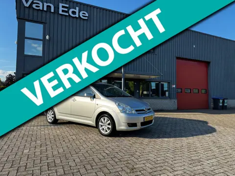 Toyota Verso 1.8 VVT-i Dynamic 7p. Aut. Clima