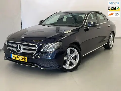 Mercedes-Benz E-klasse 350d / NL-auto / Keyless / Sfeerverlichting