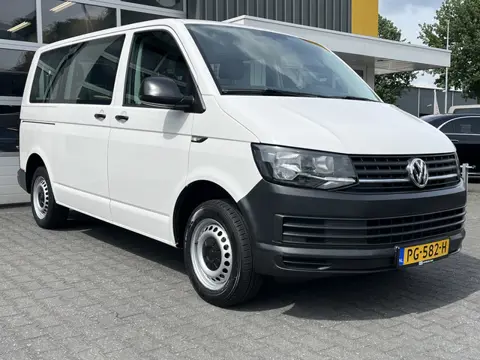 Volkswagen Transporter Kombi 2.0 TDI L1H1 9-persoons Incl. BTW Airco EURO 6 Combi Personenbus Passen