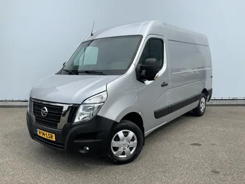 Nissan Interstar 2.3 dCi L2H2 Acenta Airco Cruise 3 Zits Camera Navi Trekhaak 2500 kg Euro 6