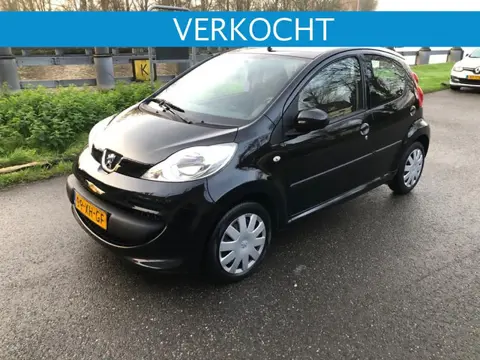 Peugeot 107 XS 1.0 5-DRS | Elekt. ramen | Centrale vergrendeling