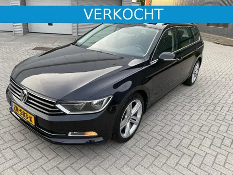 Volkswagen Passat Variant 1.6 TDI Highline |PANO|Virtual|DSG|ACC|FULL OPTIONS