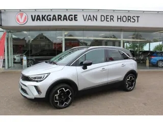 Opel Crossland 1.2-110pk Turbo 'Elegance'. Mooie en luxe hoogzitter met weinig km's ! Volautm. airco