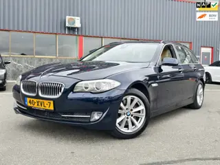BMW 5-serie Touring 528xi High Executive // LEDER / XENON / ELEKTR. / AUTOMAAT / NAP