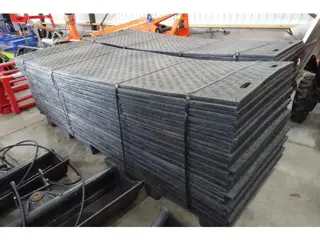 Rijplaat Kunststof afm 300 x 100 x 20