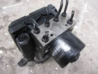 Audi A3 1.8 v5 ABS pomp Sloopauto inkoop Den haag