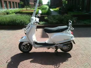 Vespa LX 50