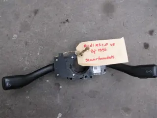 Audi A3 1.8 v5 Combischakelaar Stuurhendels op voorraad