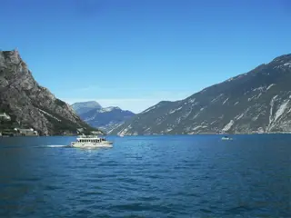 U wilt goedkoop op vakantie, maar u wilt hier geen tijd aan