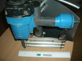 Te Koop SENCO Zware Professionele Nagel tacker ST 64 T- 18-