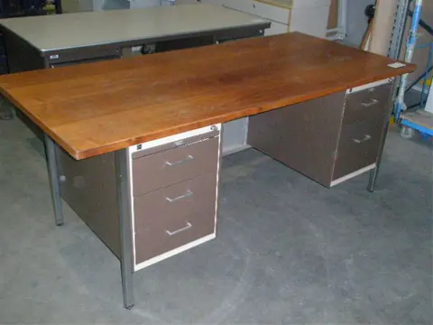 1xBureau B195xD90cm.