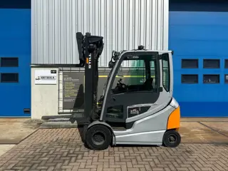 VS-22249 Elektrische triplex heftruck Still RX60-30 BJ2020 Vorkenspreider