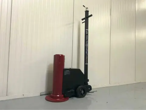 Stahlwelle SWLH1-80T Garagekrik SWLH1-80T pneumatisch hydraulisch