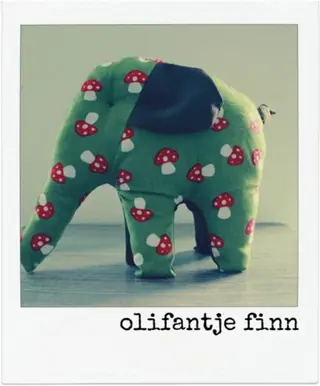 O-lief-antje Finn. Handmade with love. 100% katoen