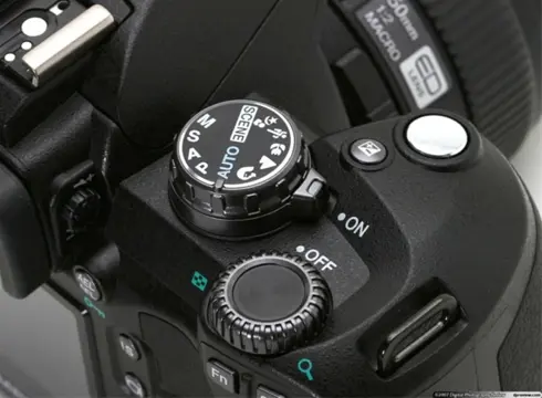 Olympus Evolt E510 camera and 14-42mm and 40-150mm lenses