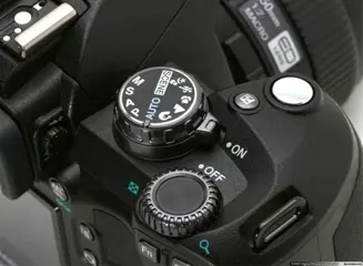 Olympus Evolt E510 camera and 14-42mm and 40-150mm lenses