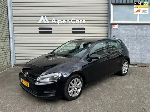 Volkswagen Golf 1.2 TSI Trendline Cruise controle / Airco / PDC / Trekhaak / NAP
