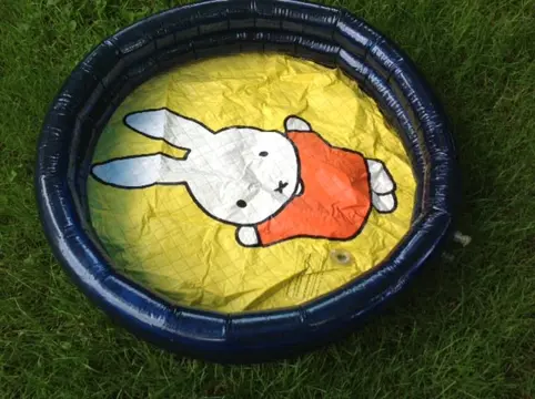 Nijntje zwembad - volop waterplezier voor de kleine - z.g.a.n.