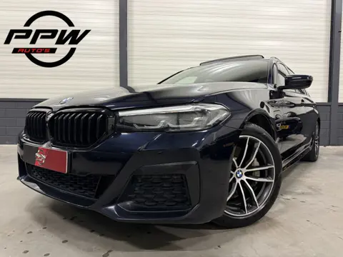 BMW 5 Serie Touring 530e M-Sport PANO/H&K/SOH 97%/360CAMERA/ALCANTARA-SPORT/STANDKACHEL/CARPLAY/18"M