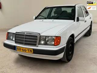 Mercedes-Benz 200-500 (W124) 300 E 4-Matic Volledig gerestaureerd