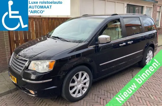 CHRYSLER TOWN COUNTRY LUXE ROLSTOELAUTO  AUTOMAAT  4+1 persoons