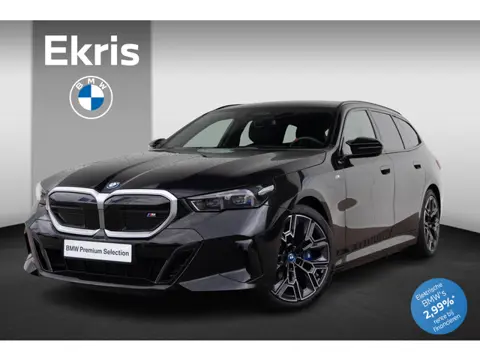 BMW i5 M60 xDrive 84 kWh Panoramadak - Stoelventilatie - Driving Assistant Professional
