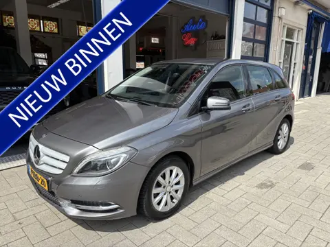 Mercedes-Benz B-Klasse 180 Ambition ZIE TEKST/  NAVI/AIRCO/CRUISE