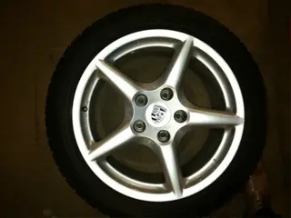 Porsche 911 carrera 4S winterbanden en velgen